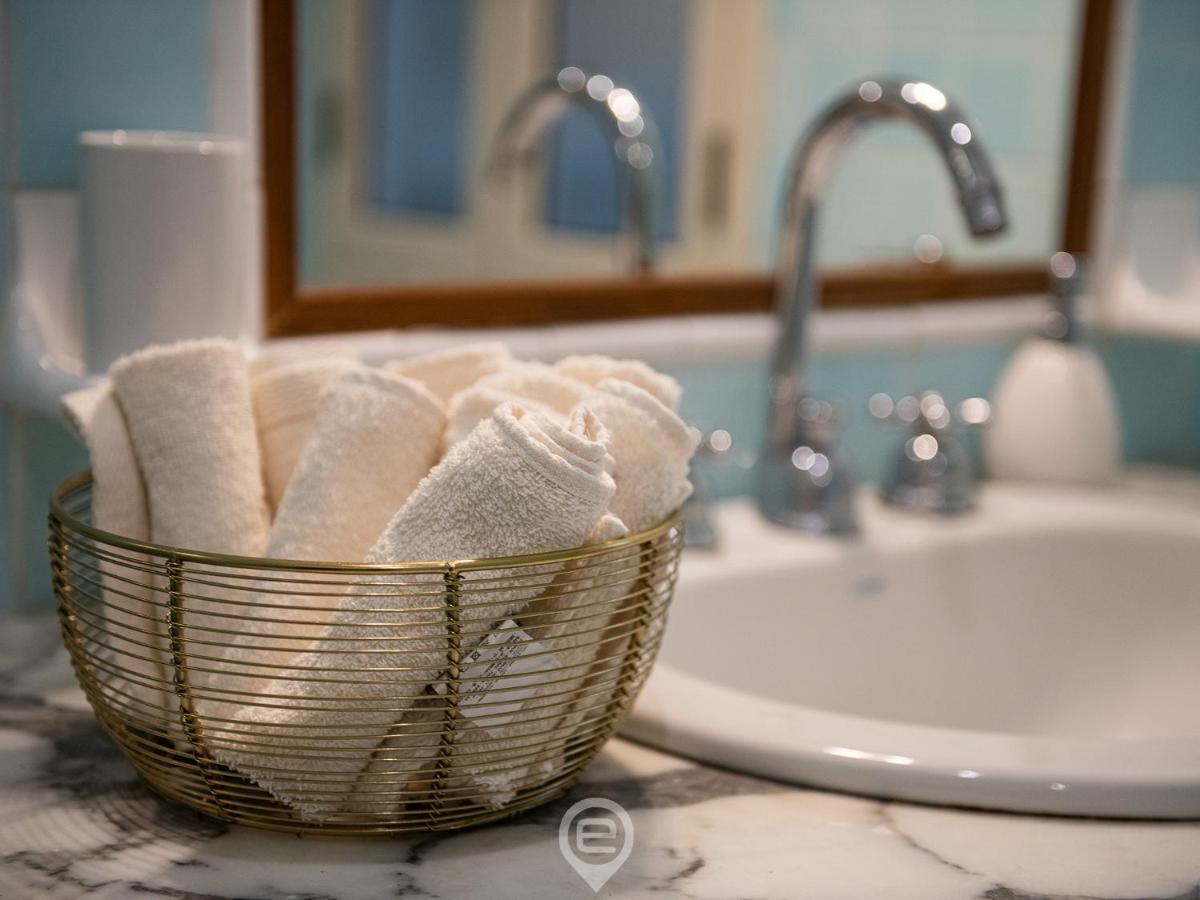 Mirabel Apartment - Wonderful Flat In City Center Cagliari Exteriér fotografie