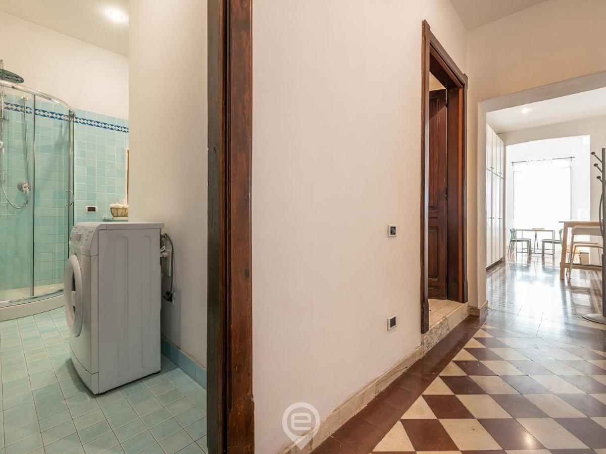 Mirabel Apartment - Wonderful Flat In City Center Cagliari Exteriér fotografie