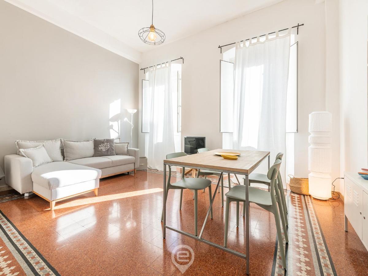 Mirabel Apartment - Wonderful Flat In City Center Cagliari Exteriér fotografie